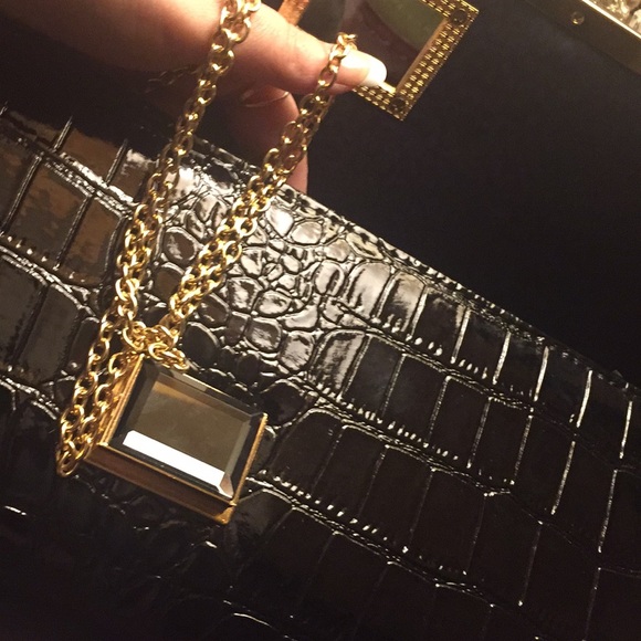 TRADED 💕Evening bag/oversized clutch - Picture 4 of 9